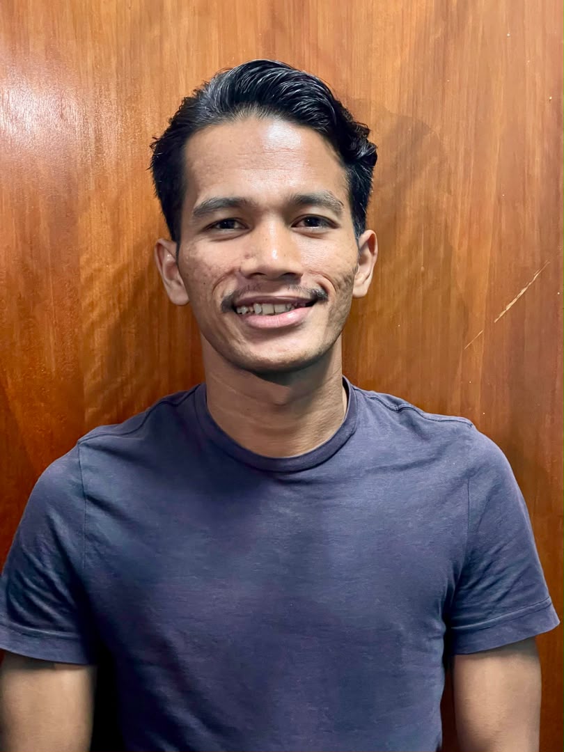 MUHAMMAD HELMI BIN JUNAIDI